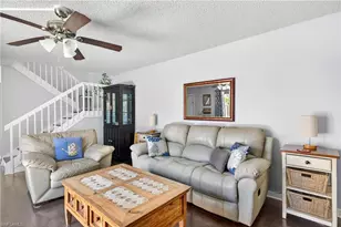 5210 Cedarbend Dr, Fort Myers, FL 33919 - Photo 5