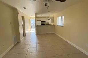 8071 Country Rd, Fort Myers, FL 33919 - Photo 5