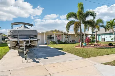 1691 Lakeside Ter, North Fort Myers, FL 33903 - Photo 7