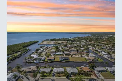 1691 Lakeside Ter, North Fort Myers, FL 33903 - Photo 3