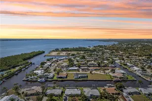 1691 Lakeside Terrace, North Fort Myers, FL 33903 - Photo 3