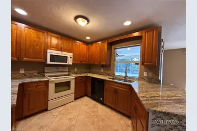 106 NE 17th Ave, Cape Coral, FL 33909 - Photo 5