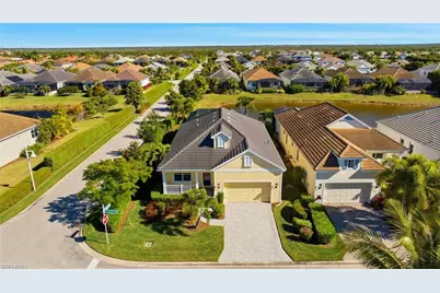 17805 Spanish Harbour Ct, Fort Myers, FL 33908 - Photo 3