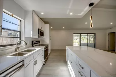 2410 SW 50th Ln, Cape Coral, FL 33914 - Photo 9