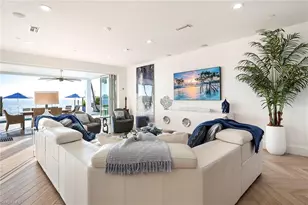 1048 Dolphin Dr, Cape Coral, FL 33904 - Photo 5