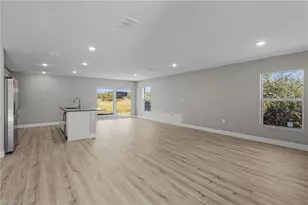 545 Oakshire Ln, Lehigh Acres, FL 33972 - Photo 11