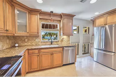 5266 Wisteria Ct, Cape Coral, FL 33904 - Photo 11