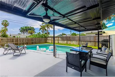 758 105th Ave N, Naples, FL 34108 - Photo 17