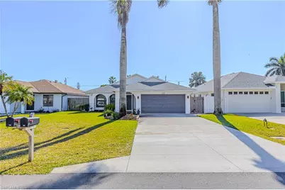 754 105th Ave N, Naples, FL 34108 - Photo 3
