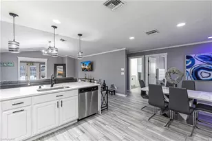 754 105th Ave N, Naples, FL 34108 - Photo 5