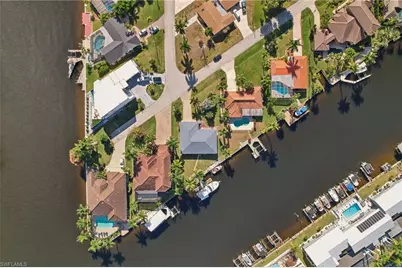 1819 SE 43rd St, Cape Coral, FL 33904 - Photo 47