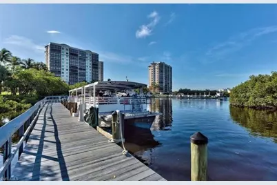 340 S Horse Creek Dr #304, Naples, FL 34110 - Photo 3