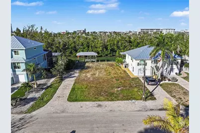 225 Tropical Shore Way, Fort Myers Beach, FL 33931 - Photo 1