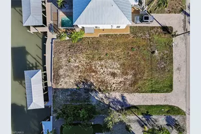 225 Tropical Shore Way, Fort Myers Beach, FL 33931 - Photo 3