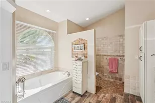 1422 NW 38th Pl, Cape Coral, FL 33993 - Photo 17