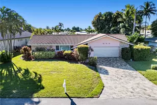 392 Snow Dr, Fort Myers, FL 33919 - Photo 5