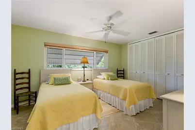 392 Snow Dr, Fort Myers, FL 33919 - Photo 37