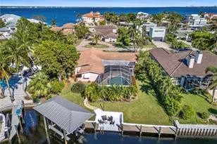 392 Snow Dr, Fort Myers, FL 33919 - Photo 1