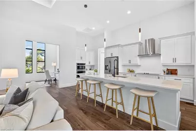 300 SW 13th Ct, Cape Coral, FL 33991 - Photo 11