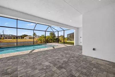 300 SW 13th Ct, Cape Coral, FL 33991 - Photo 29