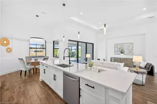 300 SW 13th Ct, Cape Coral, FL 33991 - Photo 13