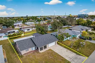 1425 SE 25th Ln, Cape Coral, FL 33904 - Photo 31