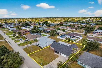 1425 SE 25th Ln, Cape Coral, FL 33904 - Photo 33