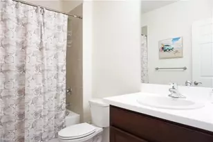 517 Kismet Pkwy W, Cape Coral, FL 33993 - Photo 9