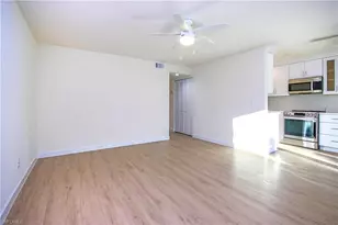 561 Periwinkle Way, Sanibel, FL 33957 - Photo 13