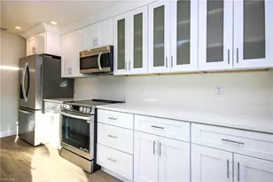 561 Periwinkle Way, Sanibel, FL 33957 - Photo 3