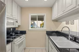 1440 Sandpiper Cir, Sanibel, FL 33957 - Photo 17