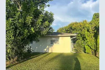 37 Castlebar Cir, Fort Myers, FL 33905 - Photo 3