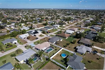 138 SE 18th Ter, Cape Coral, FL 33990 - Photo 35