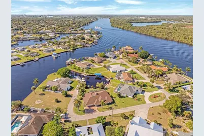 13388 Journeys End, Fort Myers, FL 33905 - Photo 5