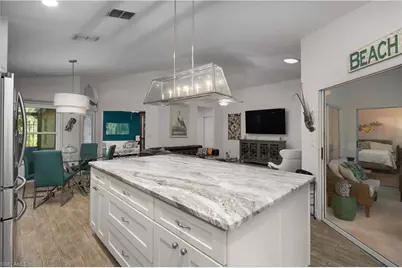 21194 Old Oak Pl, Estero, FL 33928 - Photo 5