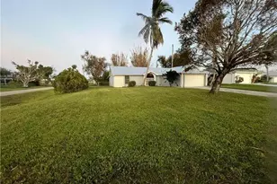 701 SW 9th Ave, Cape Coral, FL 33991 - Photo 1