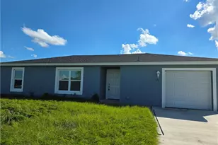 131 Carousel Ave, Labelle, FL 33935 - Photo 1