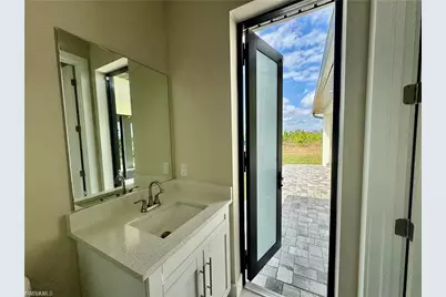 1514 NW 31st Pl, Cape Coral, FL 33993 - Photo 39