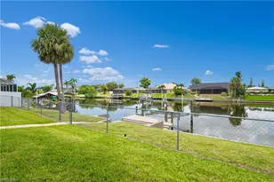 1519 SE 21st St, Cape Coral, FL 33990 - Photo 7