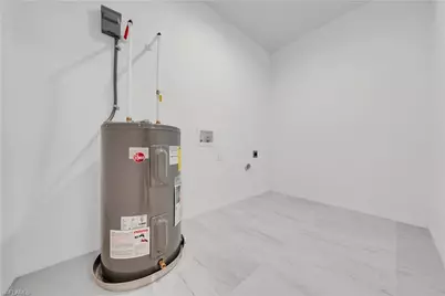 861 Chicago St E, Lehigh Acres, FL 33974 - Photo 15