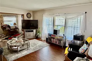 212 Cobblestone Ln, North Fort Myers, FL 33917 - Photo 5