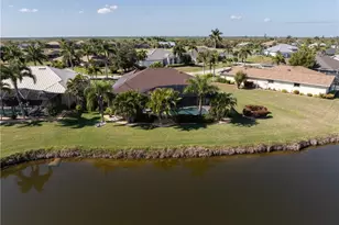 11872 Princess Grace Ct, Cape Coral, FL 33991 - Photo 5