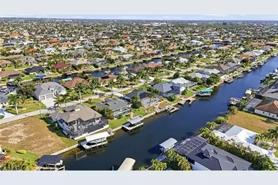 2920 SW 39th Ter, Cape Coral, FL 33914 - Photo 45