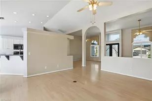 2920 SW 39th Terrace, Cape Coral, FL 33914 - Photo 11