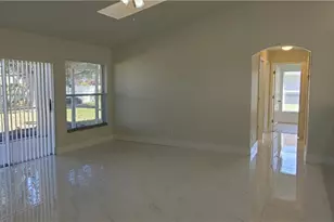 901 SE 30th St, Cape Coral, FL 33904 - Photo 9