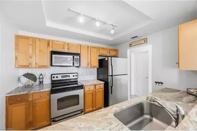 3326 N Key Dr #7, North Fort Myers, FL 33903 - Photo 9