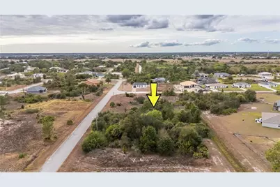 651 Clancy St E, Lehigh Acres, FL 33974 - Photo 9