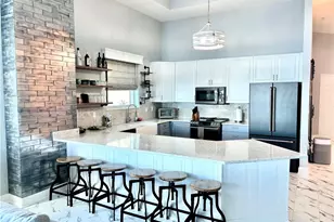 2797 First St, Fort Myers, FL 33916 - Photo 3