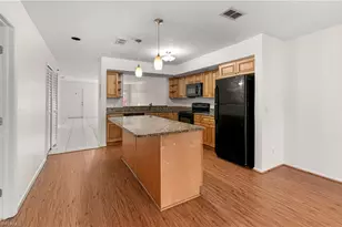 8302 Charter Club Cir, Fort Myers, FL 33919 - Photo 17