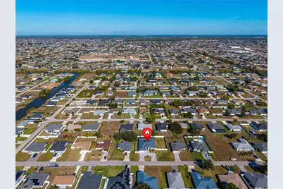 1123 NE 10th St, Cape Coral, FL 33909 - Photo 39